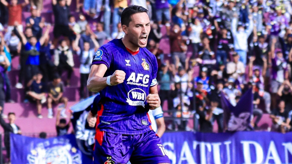 Ezra Walian Kian Bersinar, Jadi Pembeda Persik Kediri di BRI Super League