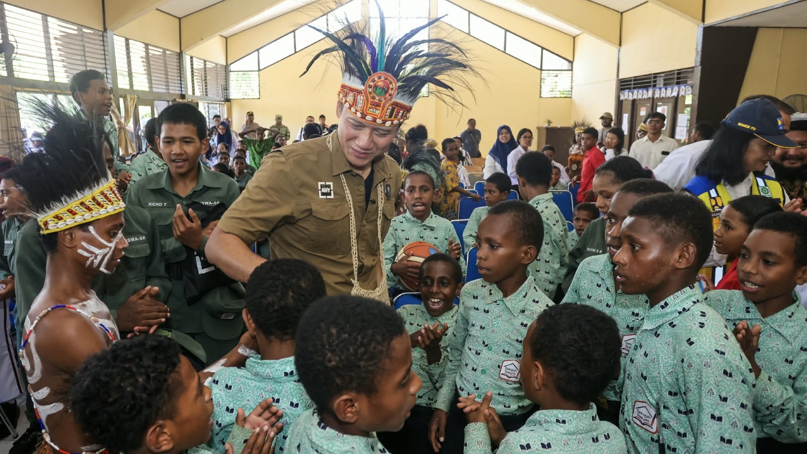 AHY Sebut Sekolah Rakyat Jadi Upaya Putus Rantai Kemiskinan di Papua