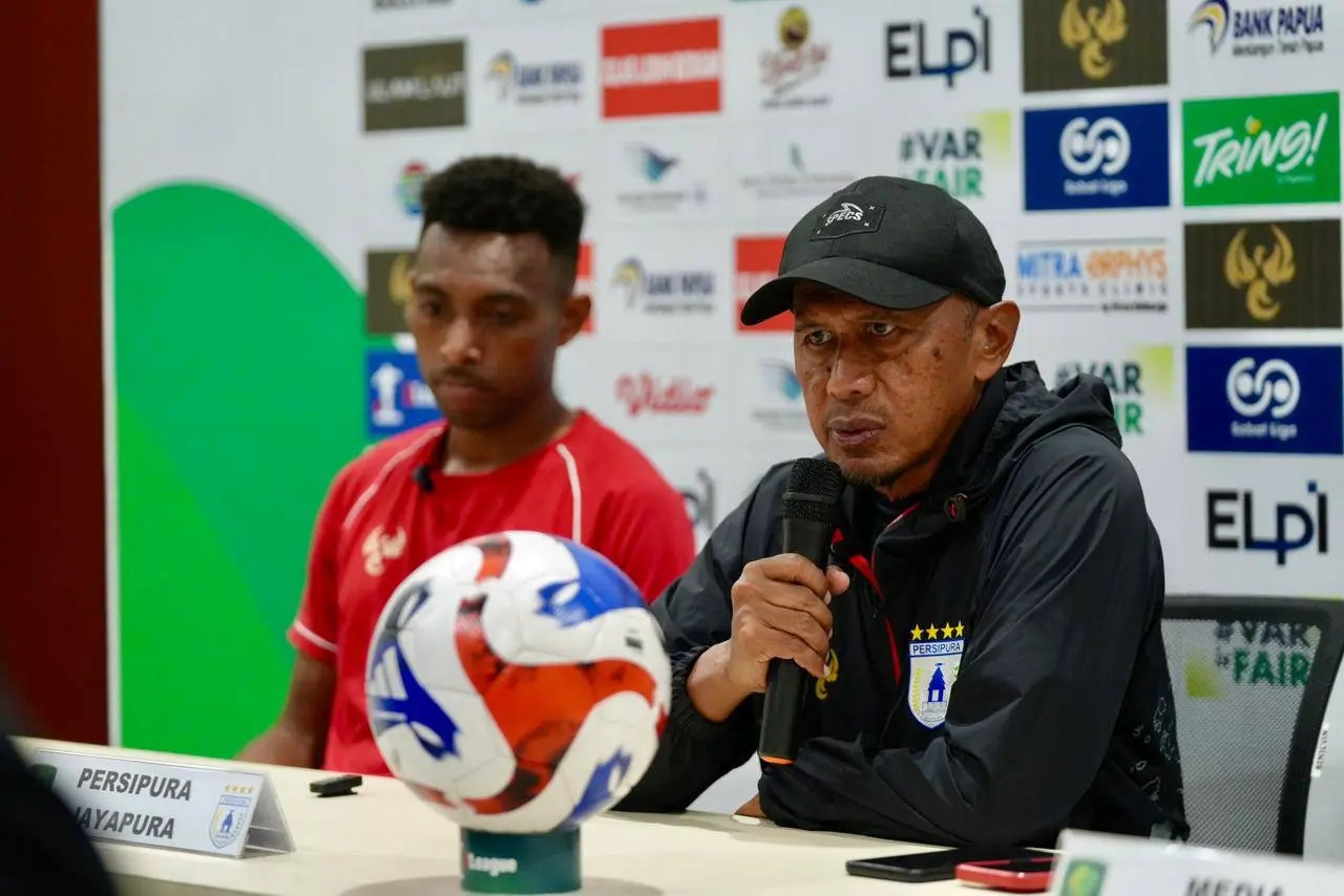 Dua Laga, Dua Kemenangan: Rahmad Darmawan Mulai Bawa Angin Segar untuk Persipura Jayapura