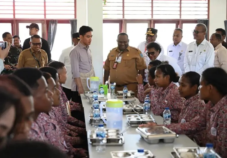 Wapres Gibran Tinjau Sekolah Rakyat di Biak Numfor, Pastikan Pendidikan Tepat Sasaran