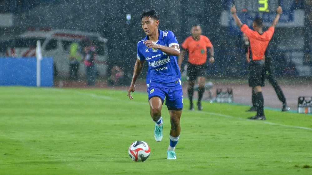 Beckham Putra Minta Persib Fokus Liga Sebelum Hadapi Ratchaburi