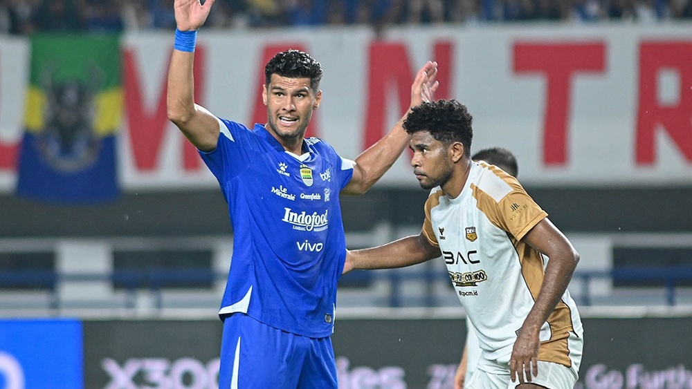 Julio Cesar Tegaskan Persib Wajib Fokus Saat Tandang ke Persik Kediri