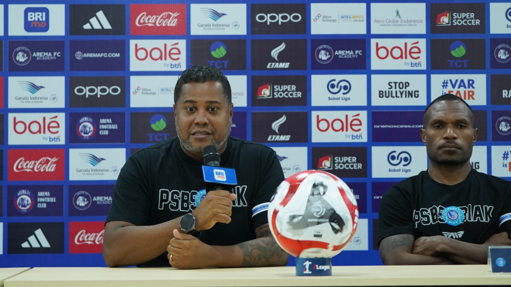 PSBS Biak Tumbang di Kandang Arema FC, Divaldo Soroti Finishing dan Keputusan Wasit