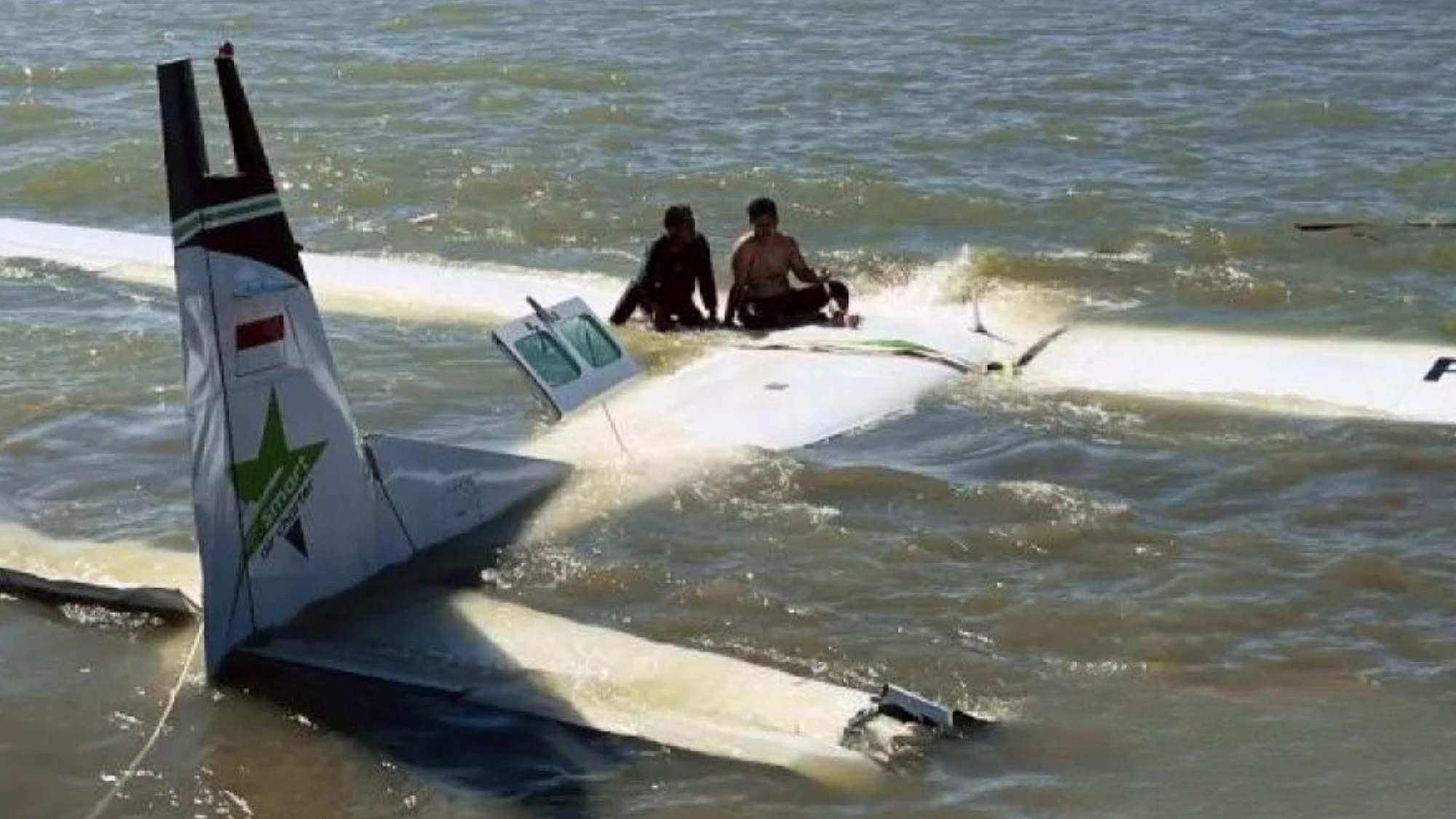 Pesawat Smart Air Jatuh di Nabire Saat Lepas Landas, 13 Orang Selamat