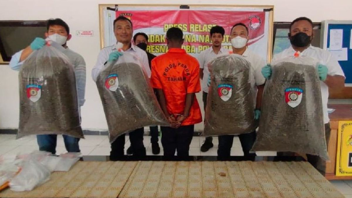 Warga Papua Nugini Ditangkap di Jayapura Bawa 21 Kg Ganja