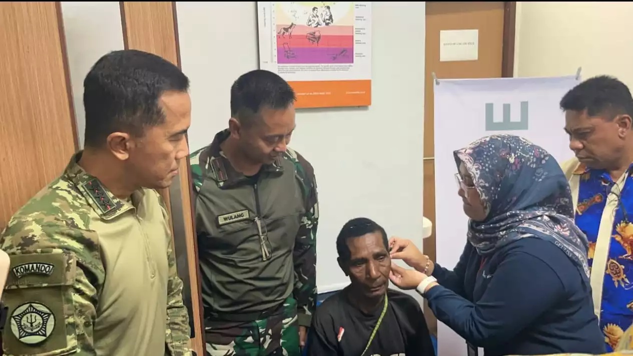 Hearing Center Pertama di Papua Resmi Dibuka, Kogabwilhan III Salurkan Alat Bantu Dengar