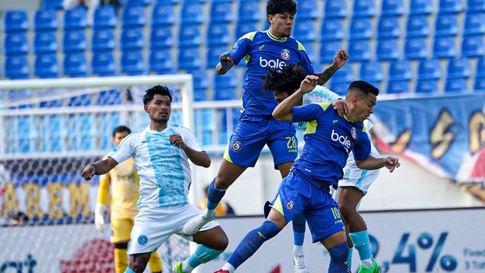 PSBS Biak Takluk 1-4 dari Arema FC di Laga Perdana Super League 2025/2026
