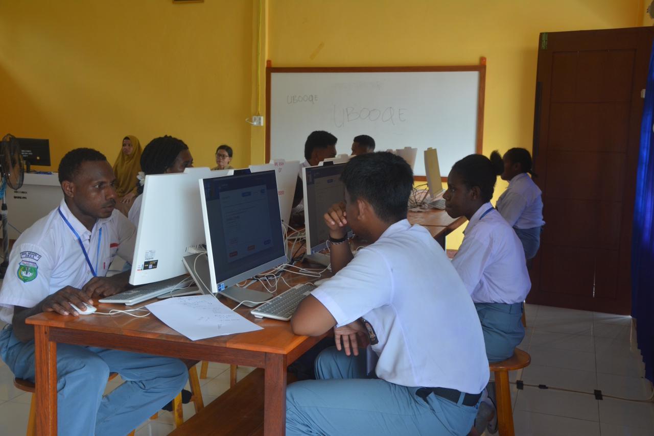 Dukung Target 1.000 Sarjana, SMAN 1 Obaa dan SMKN 1 Mappi Sukses Selenggarakan TKA 2025