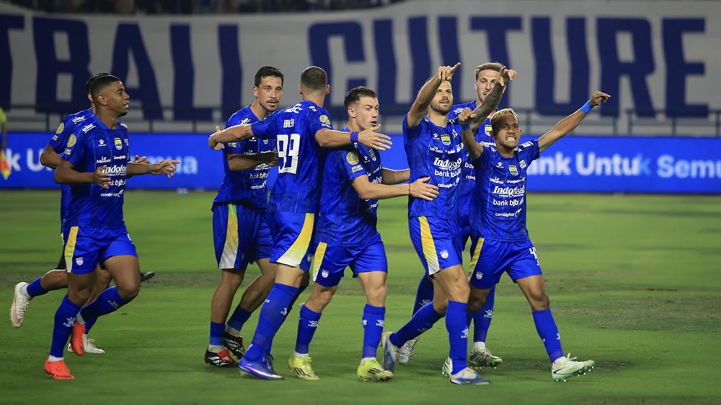 Persib Bandung Menang 3-1 atas PSM Makassar di Laga Perdana Super League