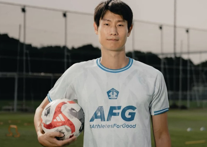 Marcos Reina Puji Park Jun Heong, Bek 1,90 Meter Jadi Solusi Pertahanan Persik