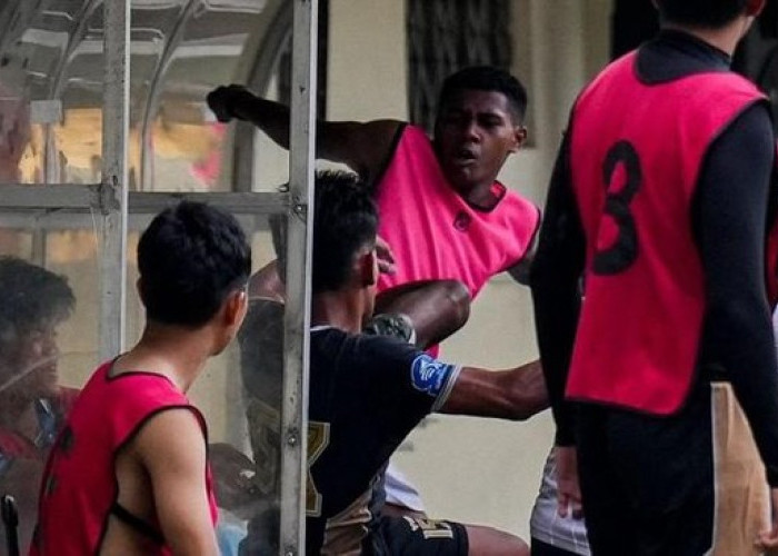 Insiden Tendangan Kungfu, Fadly Alberto Hengga Dilarang Main 3 Tahun