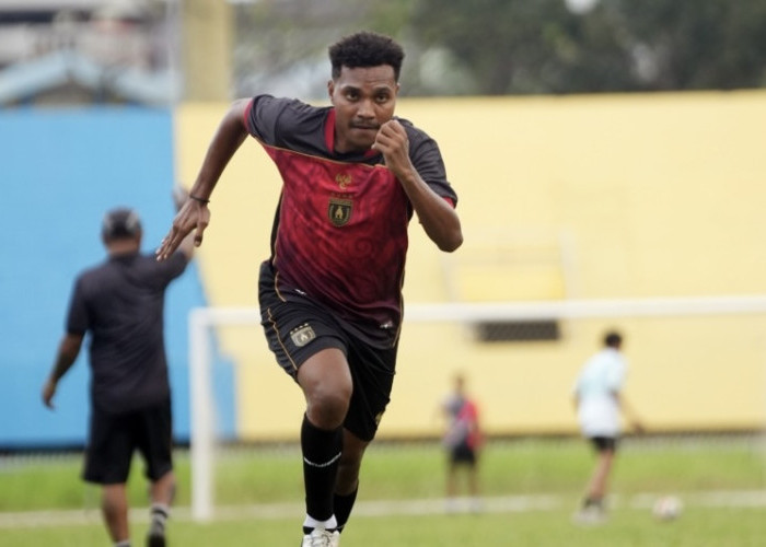 Persipura Pinjamkan Markus Madjar ke PSS Sleman untuk Musim 2026/2027
