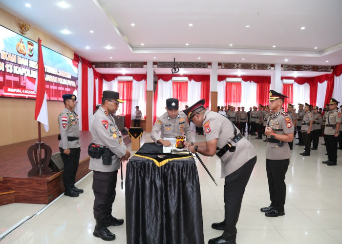 Mutasi Besar di Polda Papua, Kapolda Lantik 13 Kapolres dan Tiga Pejabat Utama
