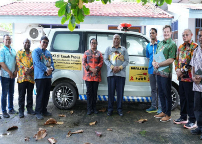 Wagub Papua Tinjau Klinik Walihole Yoka, Dorong Layanan HIV Aktif Kembali