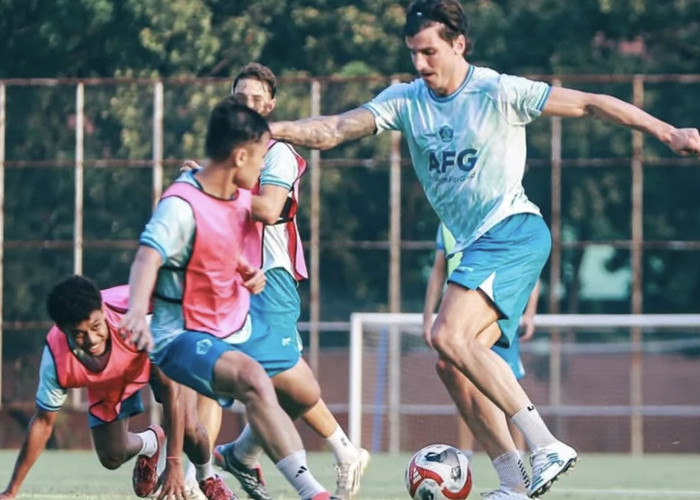 Persik Kediri Siapkan Duet Sergio Castel-Jose Enrique di Lini Depan