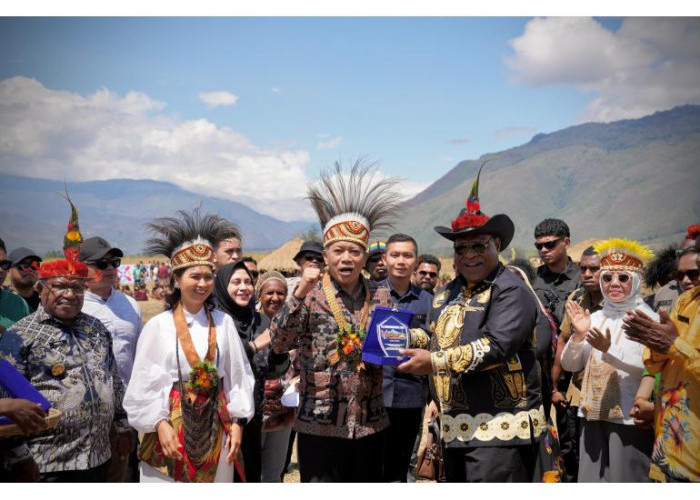 Menkop Dorong Koperasi Jadi Penggerak Ekonomi Masyarakat Papua Pegunungan