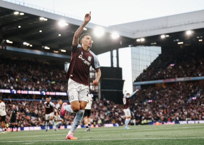 Liverpool Tumbang di Villa Park, Aston Villa Rebut Posisi Empat Besar