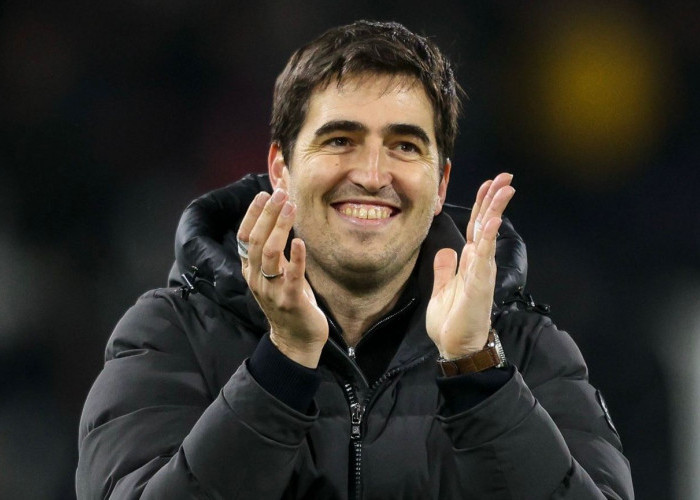 Andoni Iraola Jadi Kandidat Terdepan Pengganti Arne Slot di Liverpool