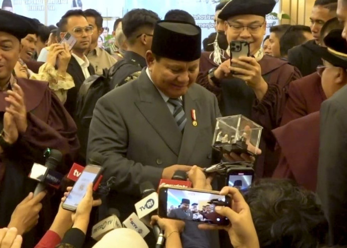 Presiden Prabowo Dapat Kado Lego Custom dari Jurnalis, Terinspirasi dari Momen di Rusia