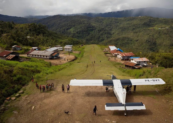Kondisi Bandara Perintis di Papua Memprihatinkan, Kemenhub Dorong Sertifikasi dan Pengamanan