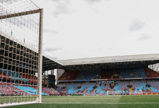 Aston Villa vs Liverpool: Duel Penentuan Tiket Liga Champions di Villa Park