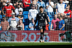 Kiper Manchester United Senne Lammens Dinobatkan sebagai Transfer of the Season